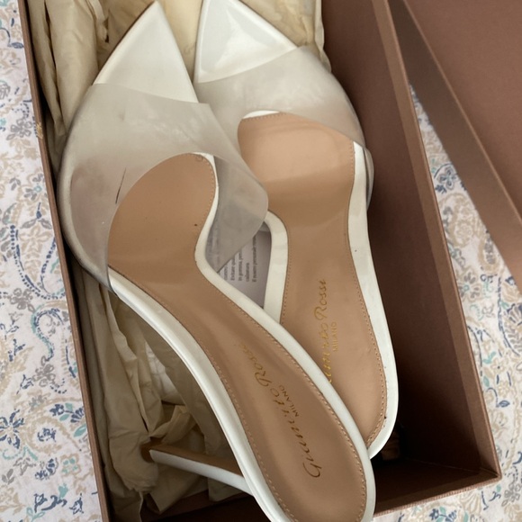 Sold - Picture 2 of 4